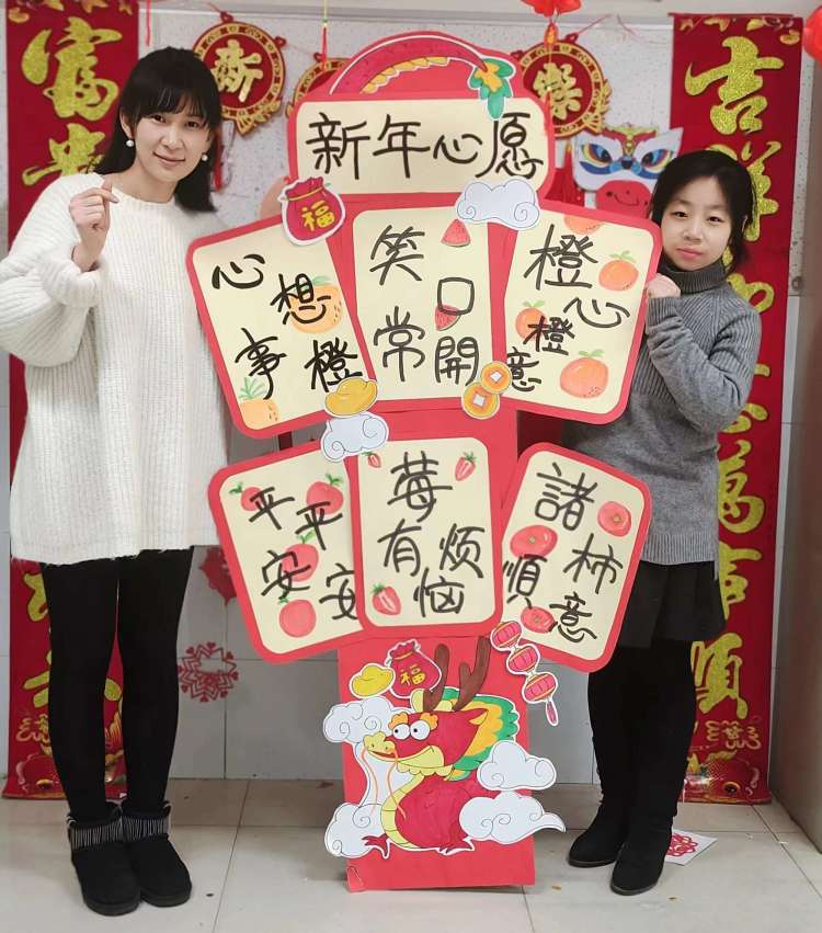 属鸡的几月怀孕生男孩？揭秘生育秘密与吉祥男孩名字