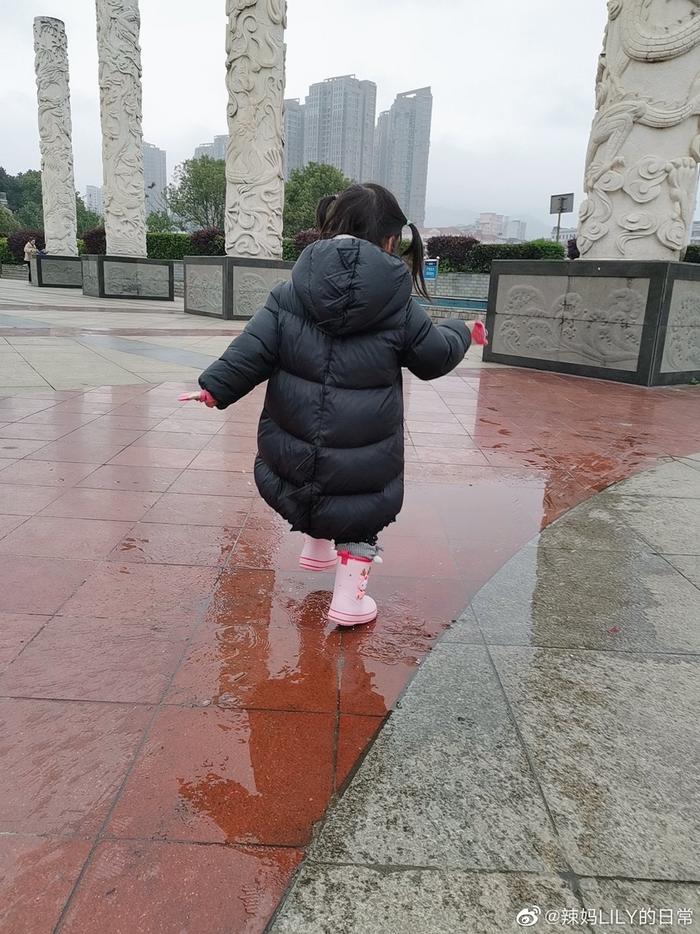 炫酷网名女生：打造独一无二的网络形象