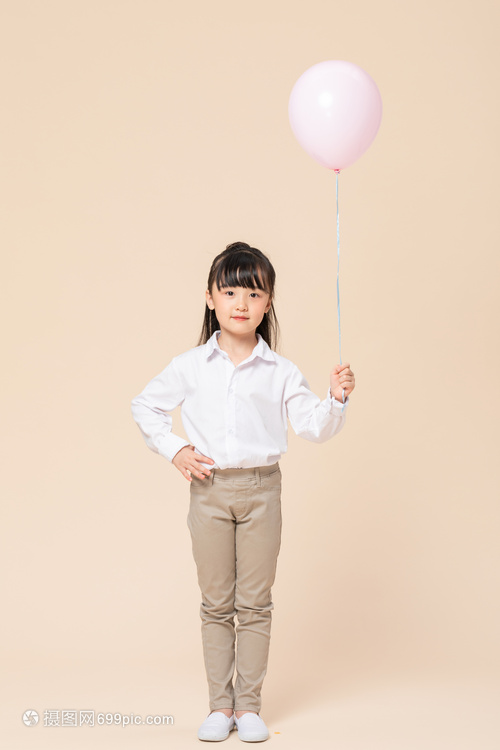 女孩的英文名怎么写？英文名字挑选指南与示例