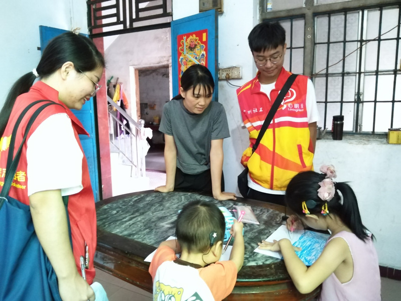 小男孩英语名字时尚：为你的小王子挑选独特名字