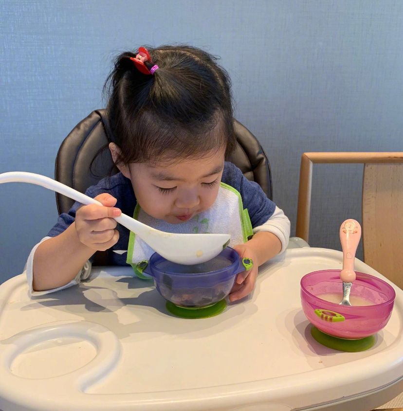 艾名字含义女孩：独特韵味，寓意美好