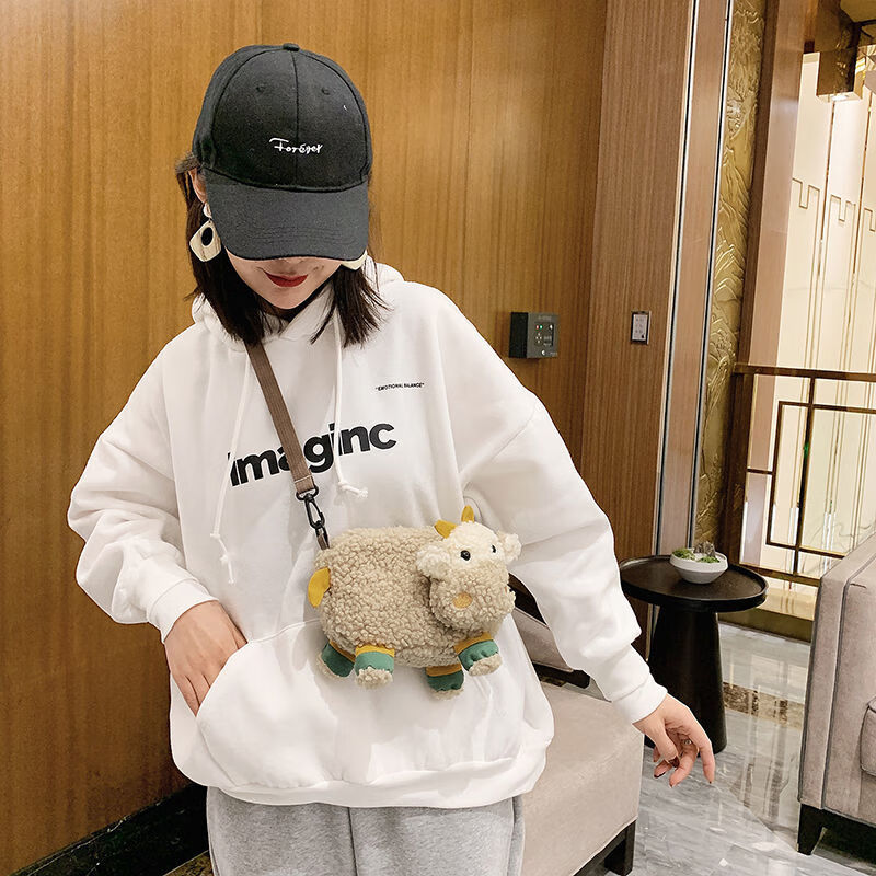女孩子缺金的名字：专业取名大师为您支招