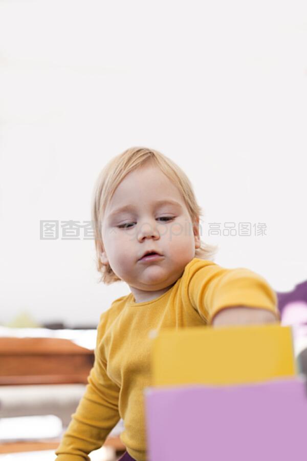 喜欢你的女孩子的表现：如何识别她的心意？