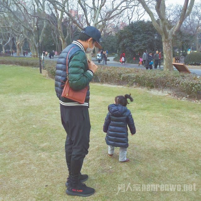 孕妇的老公梦见生男孩：梦境解析与宝宝取名建议