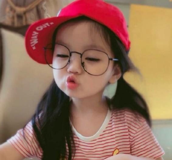 标题：QQ女生网名超拽霸气：打造个性昵称，展现独特魅力